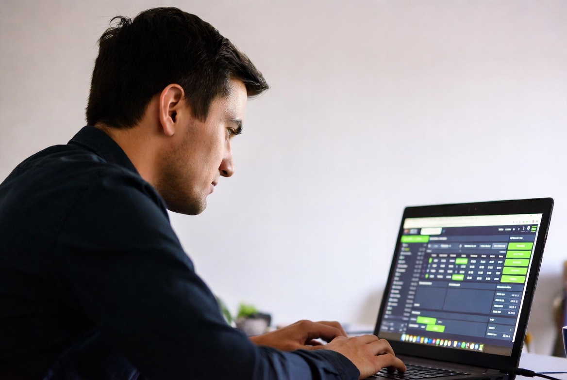 Envie de parier en ligne ? Rendez-vous sur ruedesjoueurs.com